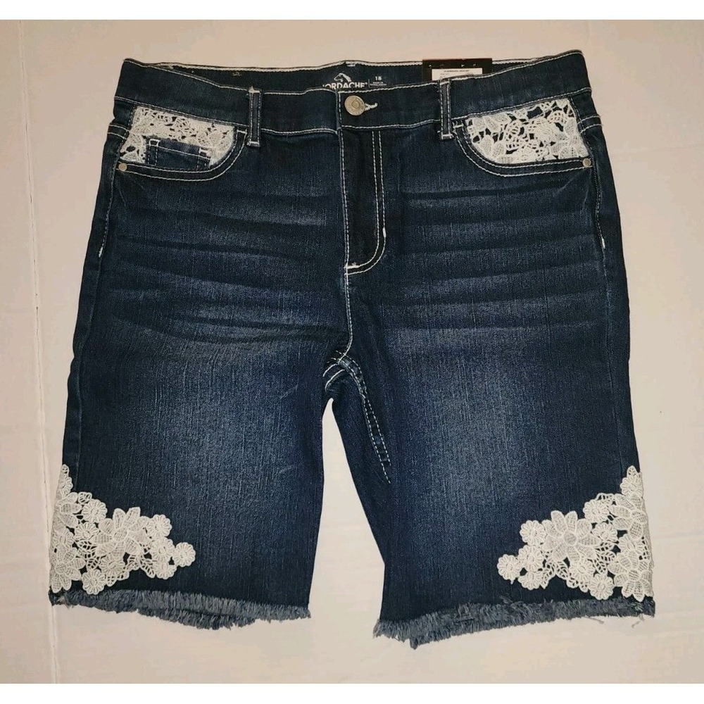 Jordache NWT Girls Shorts Bermuda Crochet  Adjustable Waist Repreve 18 Whimsical